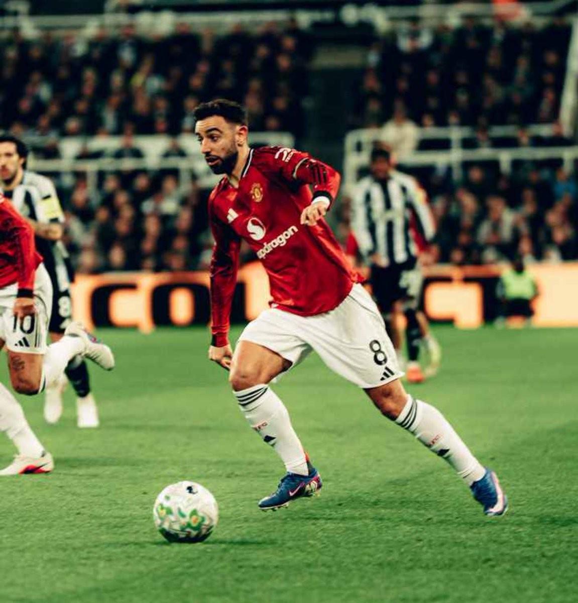 世界杯高清直播-65助追平斯特林，B费升至英超历史助攻榜第19位